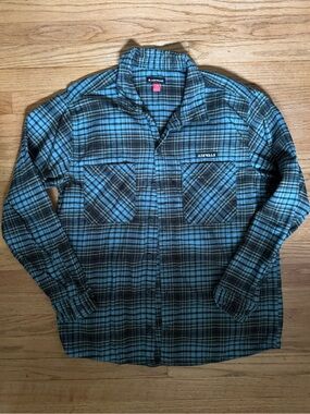 Airwalk Men’s Blue Plaid Flannel Shirt
